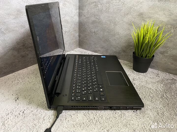 Игровой ноутбук Lenovo 2 видеокарты/SSD