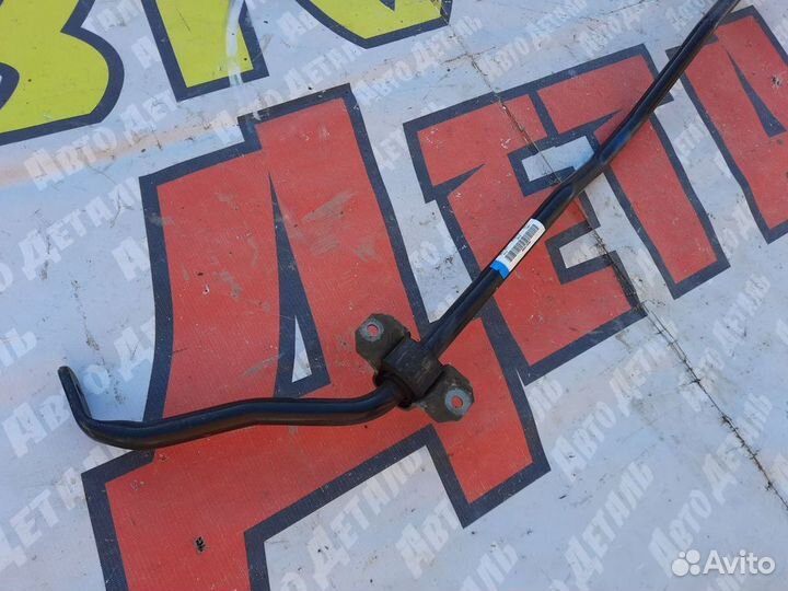 Стабилизатор задний Audi Q7 4M Ауди Q7 2015