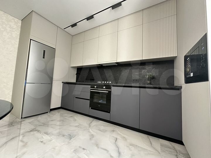 2-к. квартира, 61 м², 3/14 эт.