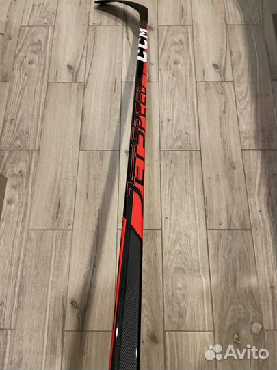 Клюшка хоккейная ccm правый хват