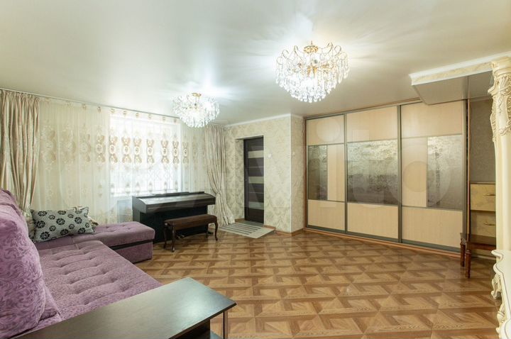 4-к. квартира, 119 м², 1/4 эт.