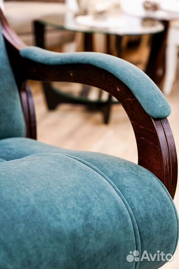 Кресло качалка маятник с подножкой