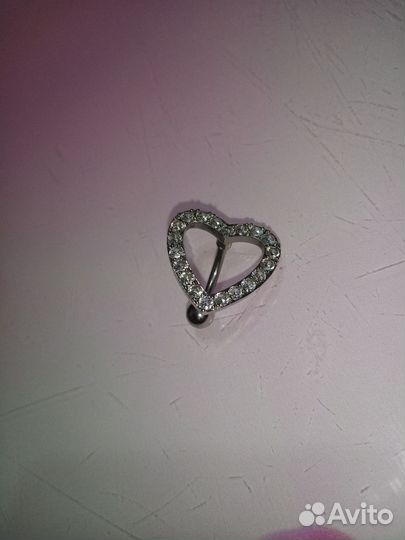 Пирсинг в пупок