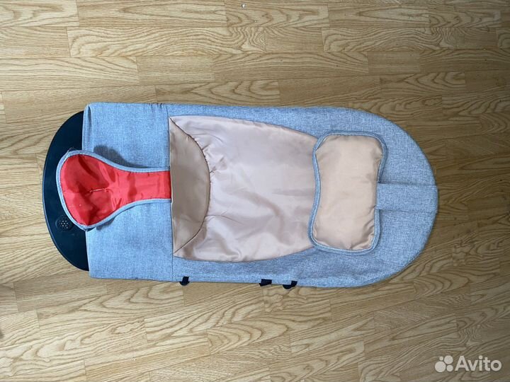 Шезлонг детский