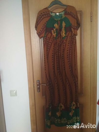 Штапельное платье 46 новое + топик