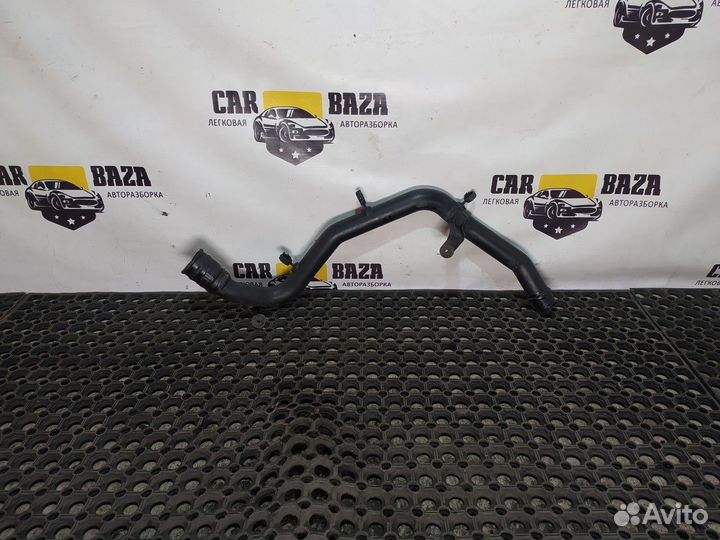 Патрубок интеркулера Audi Q7, Volkswagen Touareg