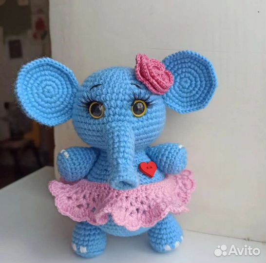 Слоник вязаный