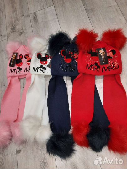 Шапки новые для девочки (Зима)