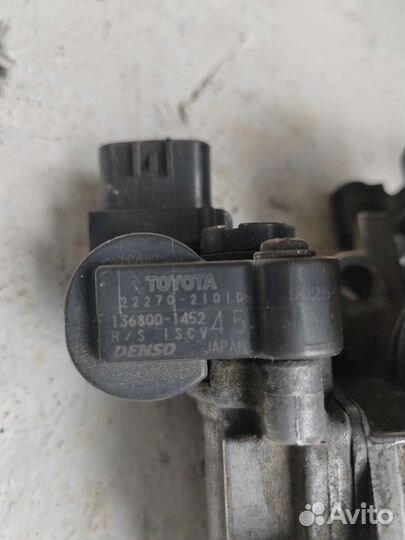 Продам механическую дросельную засланку Toyota