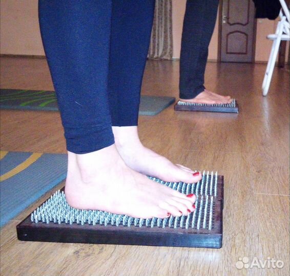 Гвоздестояние на доске Садху