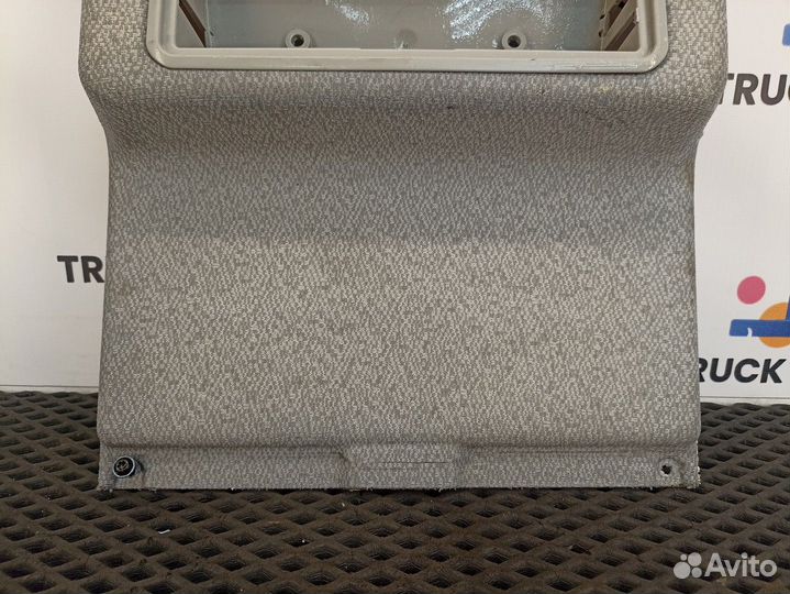 81629300167 Накладка салона под плафон