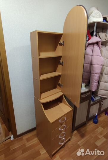 Тумба с зеркалом в прихожую бу