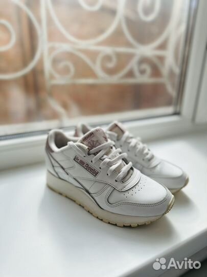 Кроссовки reebok женские