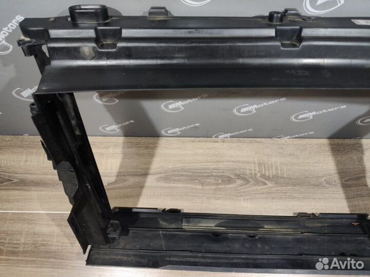 Рамка радиатора Bmw 525I E60 N52B25A 2008