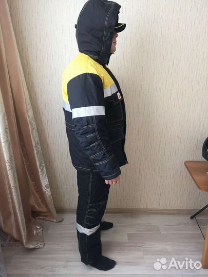 Спецодежда зимняя новая 46-48 + зимняя шапка