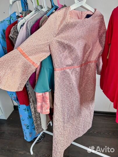 Разгружаю гардероб 42 44