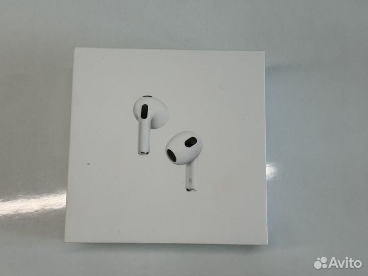 Кейс для AirPods 3 оригинальный