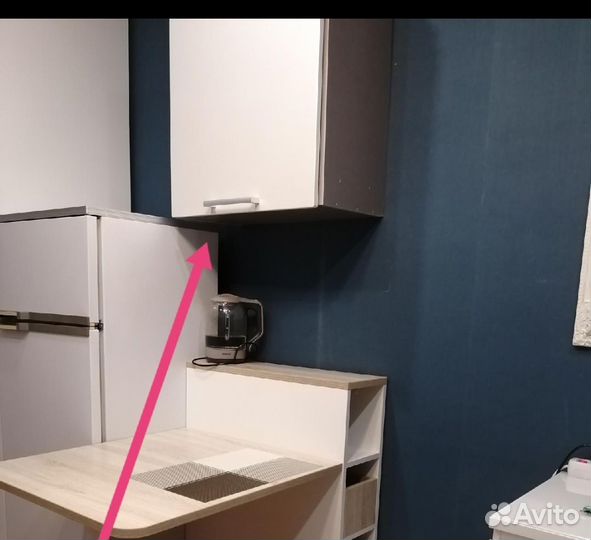 Кухонный навесной шкаф