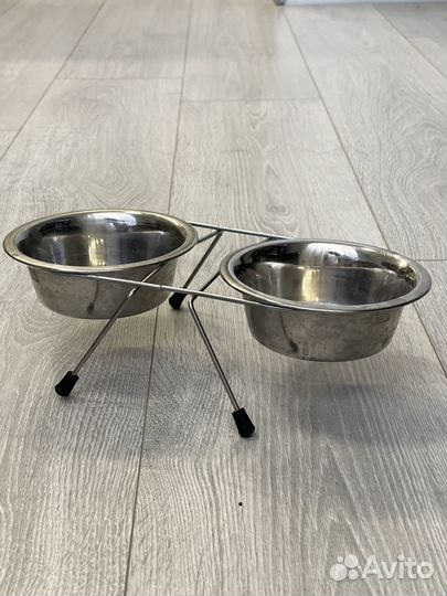 Миска на подставке сталь