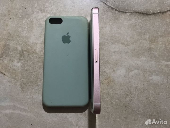 iPhone SE, 16 ГБ