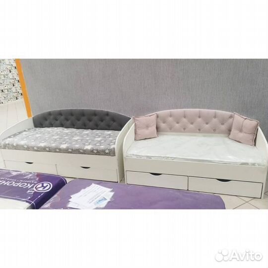 Кровать разные цвета мягк спинка лдсп для малыша