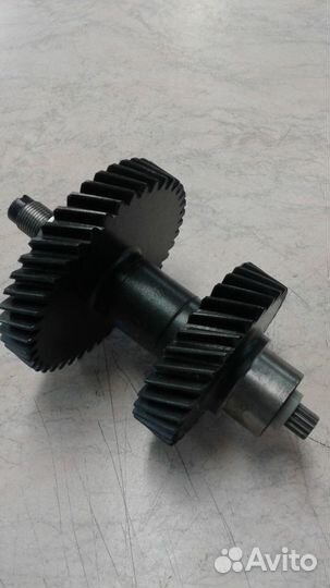 Вал промежуточный раздаточной коробки 2123