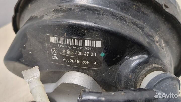 Цилиндр тормозной главный Mercedes C W203, 2002