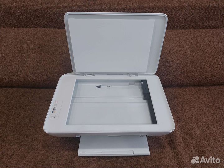 Принтер 3 в 1, струйный HP deskjet 2320