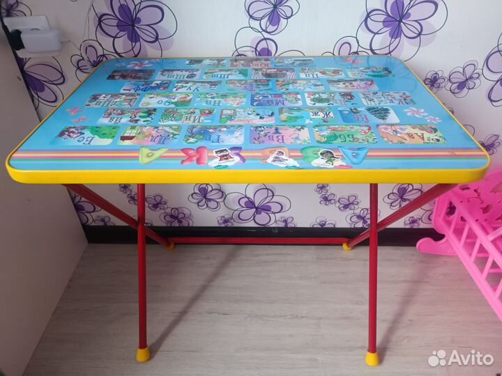 Столик детский складной