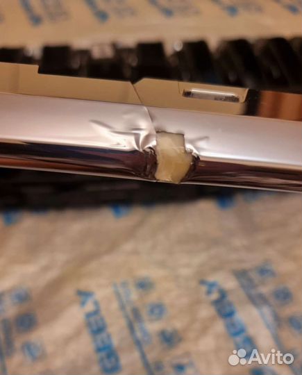 Решетка радиатора Geely Monjaro kx11