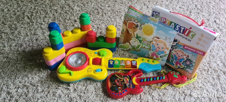 Развивающие игрушки в отличном состоянии