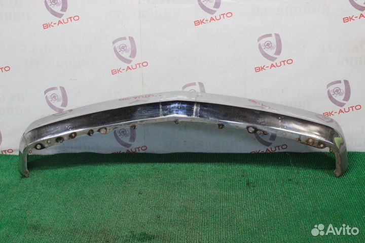 Бампер передний Chevrolet Tahoe GMT400