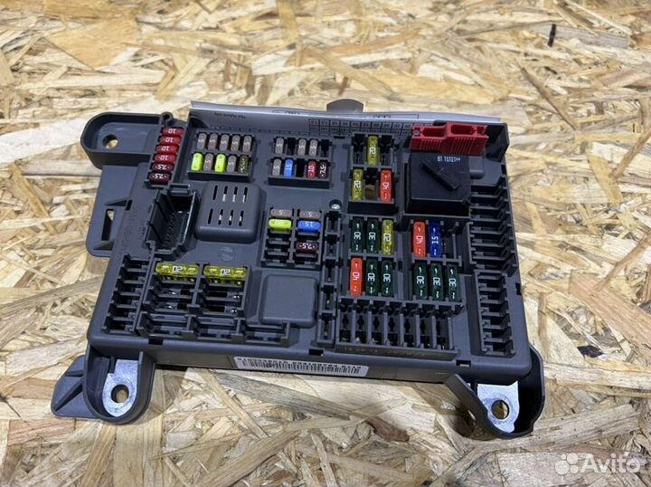 Распределитель тока BMW X5 E70 X6 E71 61146931687