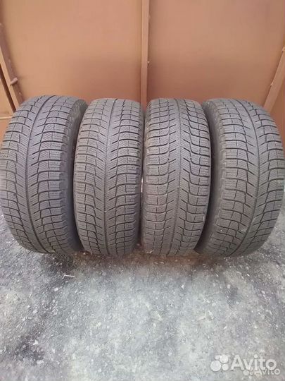 Michelin X-Ice XI3 205/60 R16