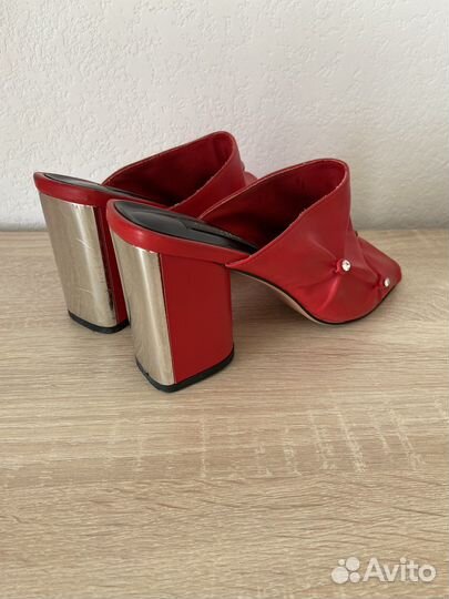 Босоножки женские 38 размер