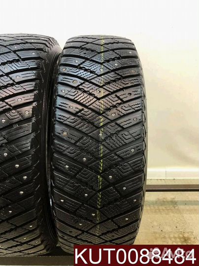 Goodyear UltraGrip Ice Arctic SUV 215/65 R17 99R