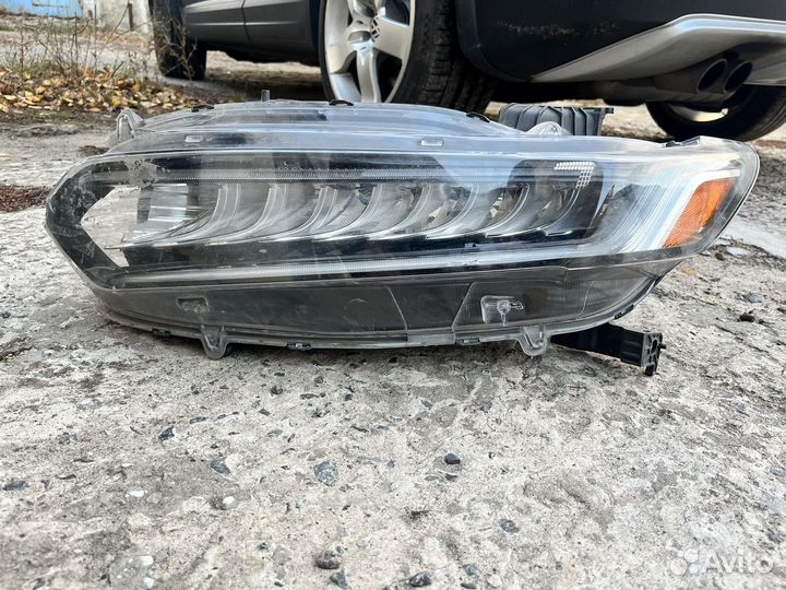 Фары передние на honda accord x 2018