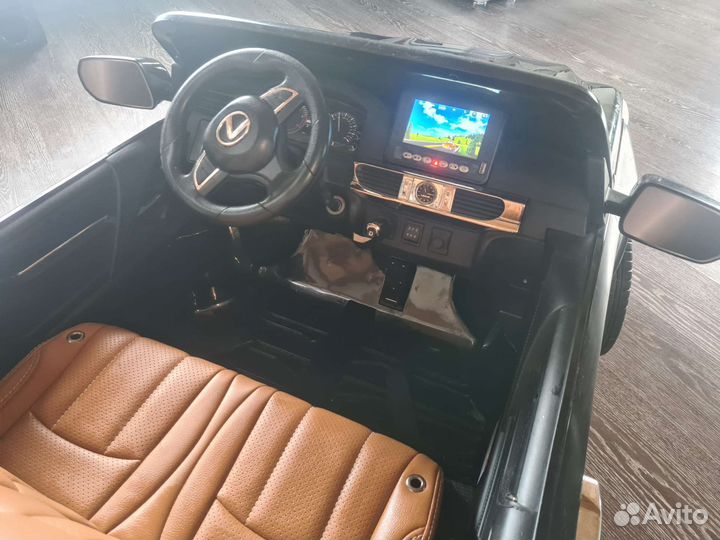 Детский электромобиль двухместный бу