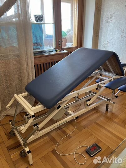Массажный стол Fysiotech H1 с электроприводом