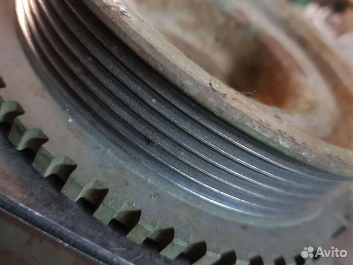 Шкив двигателя