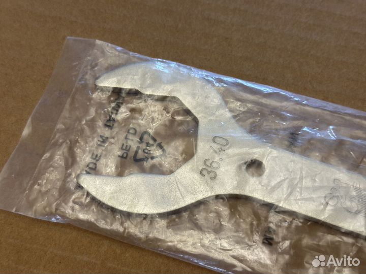 Ключ для рулевой колонки Bike Hand YC-153 (резьб.)