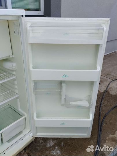 Холодильник бу stinol