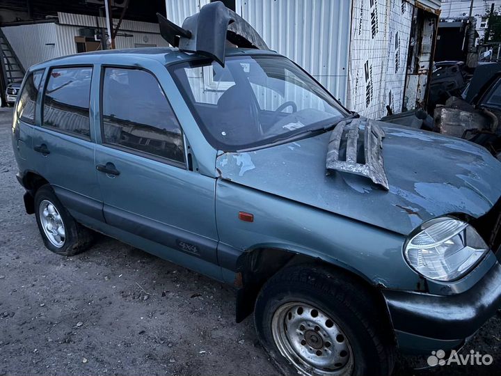 Разбор Chevrolet Niva