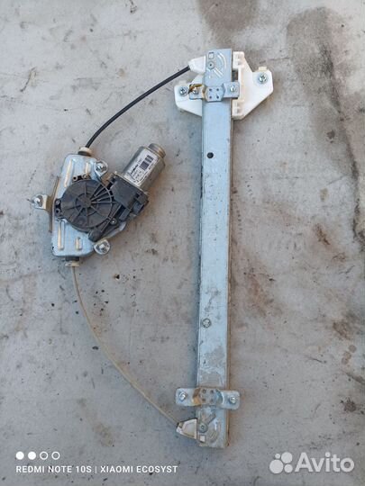 Стеклоподьемник зад прав Hyndai Solaris 2011г б.у