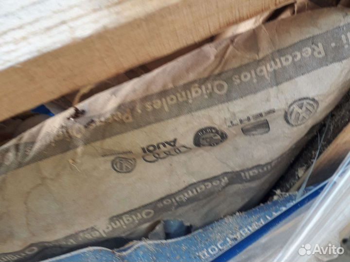 Бампер задний пассат b6 оригинал