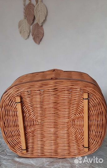 Корзина плетеная из бумажной лозы