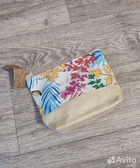 Новая косметичка Ив Роше