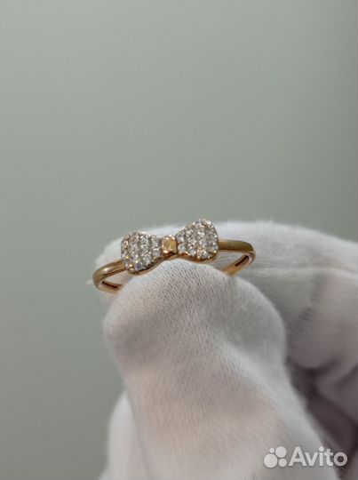 Кольцо 585' Арт. К000390, вес 1,52 гр. Р-р 18,5