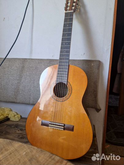 Гитара yamaha c 40