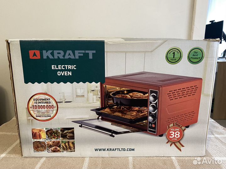 Духовка электрическая с противнями